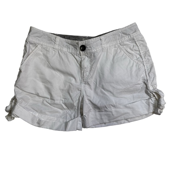 Converse One Star White Shorts Size 4 Tie Detail at the Hem Cuffed Cotton NWOT - Picture 1 of 14